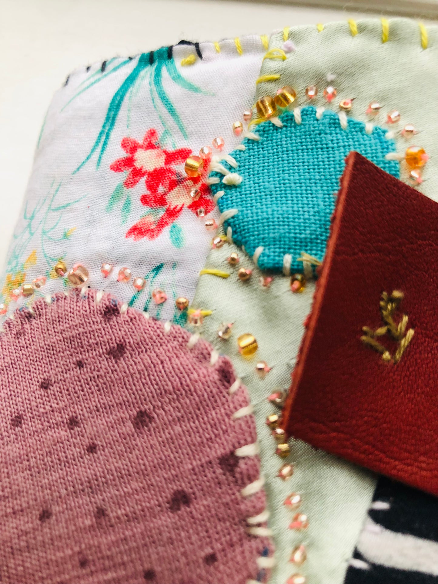 Wallet, cloth wallet, handmade, hand-sewn, embroidered, patchwork, bifold, 2293