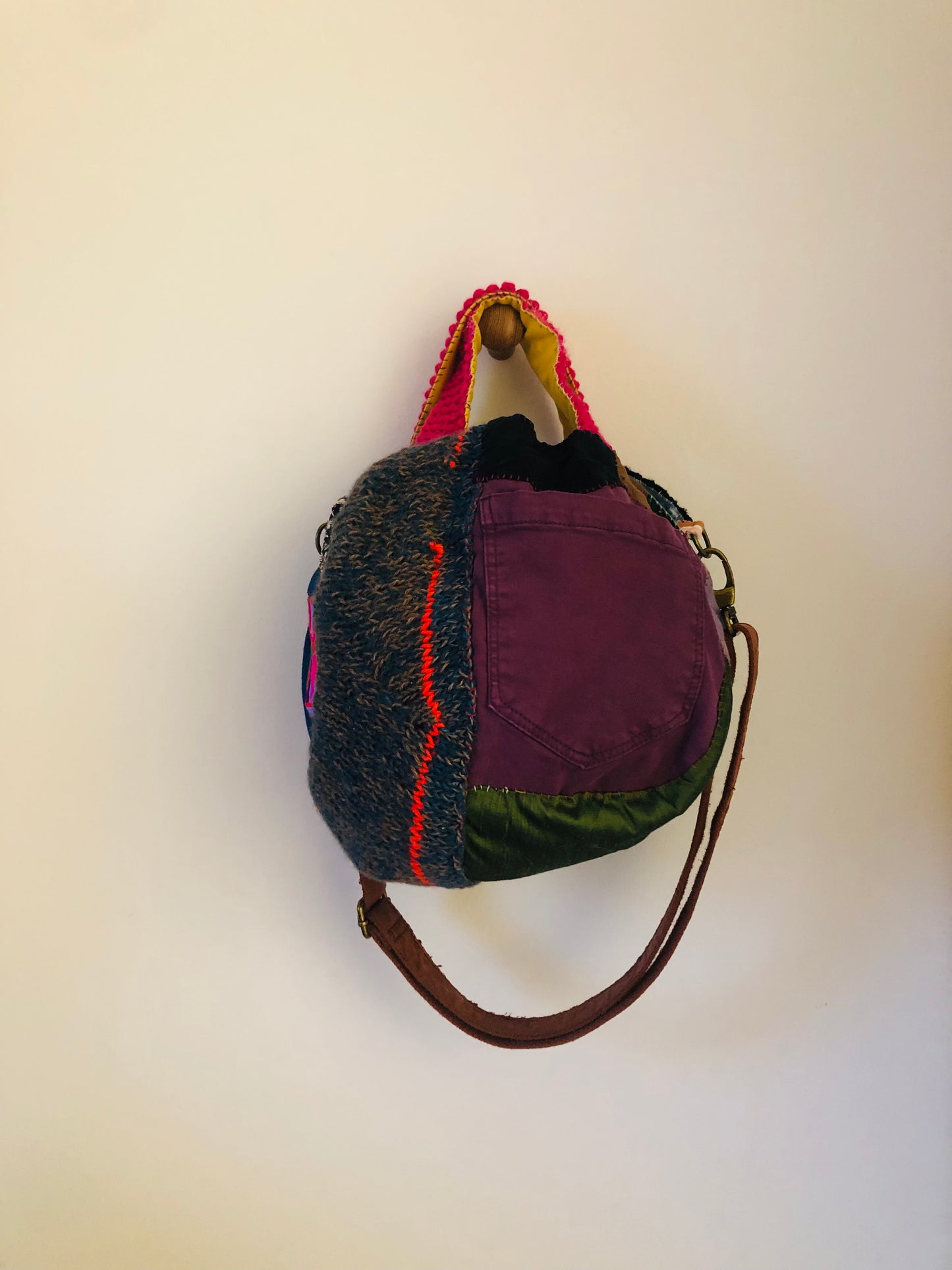 Bag 手縫いのバッグ　布製　トートバッグ　スローファッション　ハンドメイド　2338