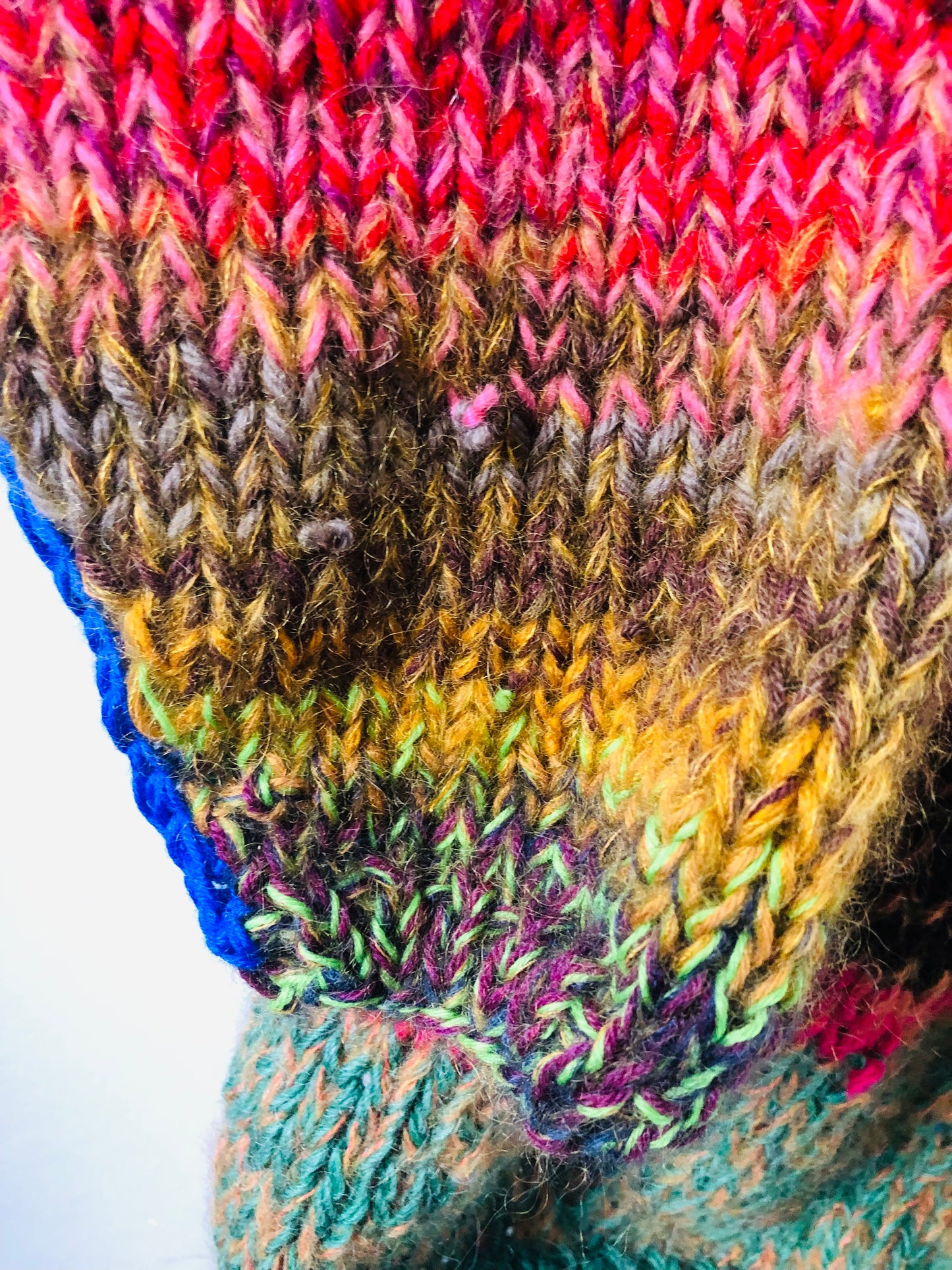 セーター　手編み　スローファッション　ファンシーヤーン　oneofakind  ショート丈　　2346