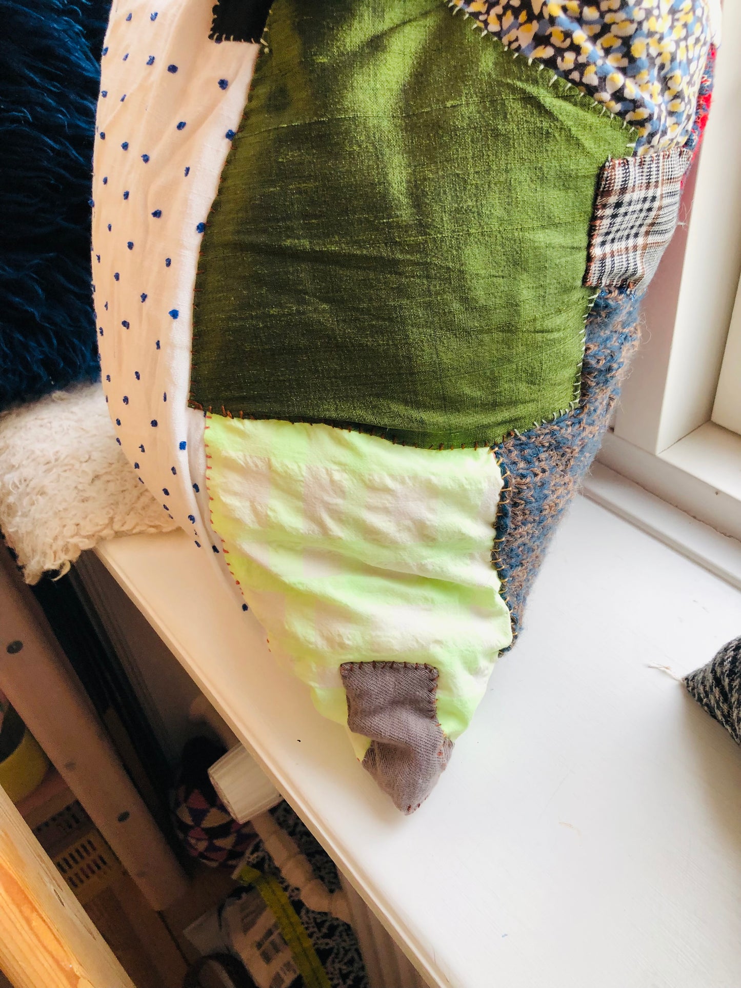 Textile Piece , Cushion cover　45cm✖️45cm 手縫い　布製　一点もの　スローファッション　One of a kind　ハンドメイド　2340