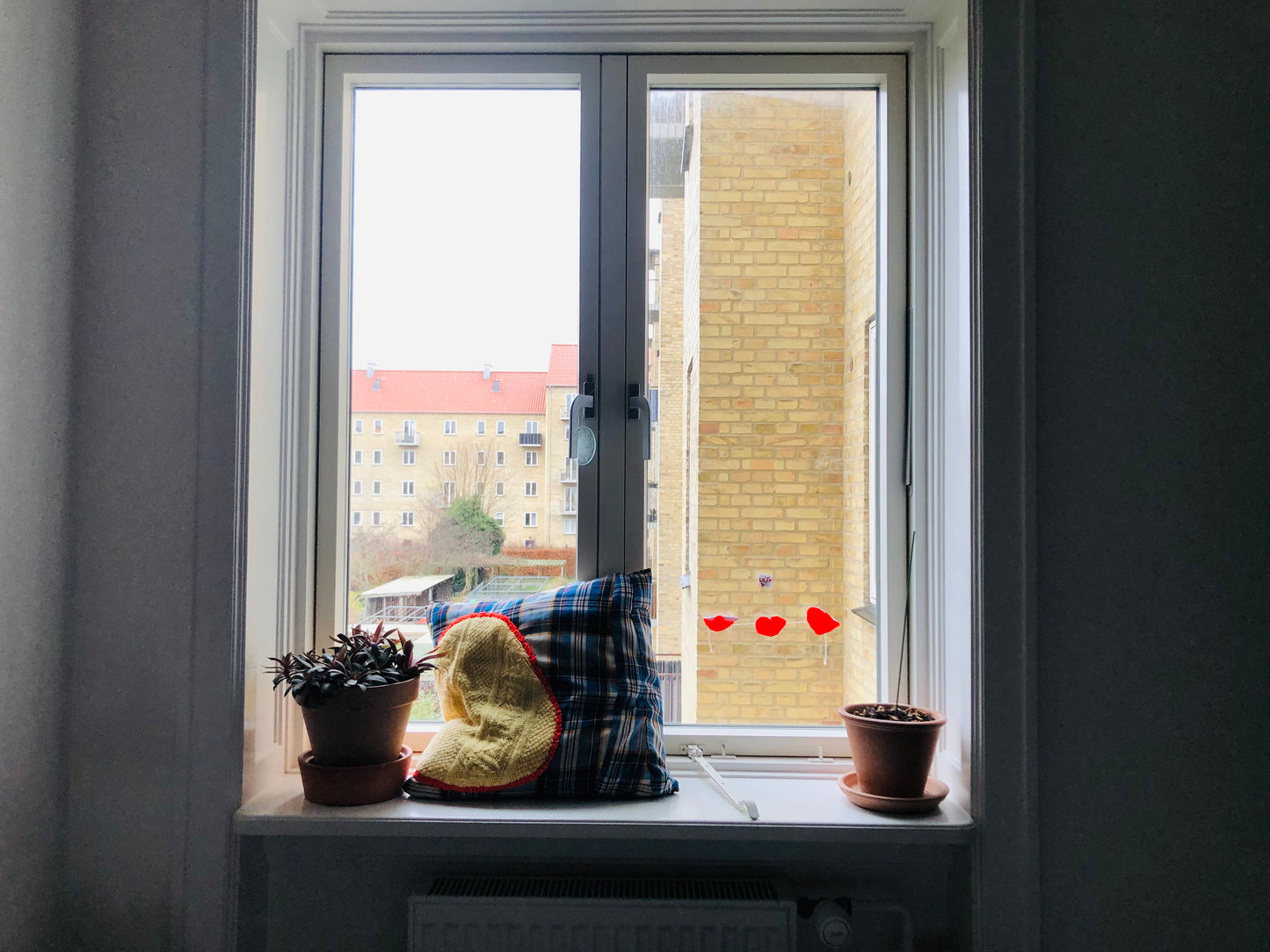 Textile Piece Cushion cover 45cm✖️45cm 手縫い　布製　一点もの　スローファッション　One of a kind　ハンドメイド　2341