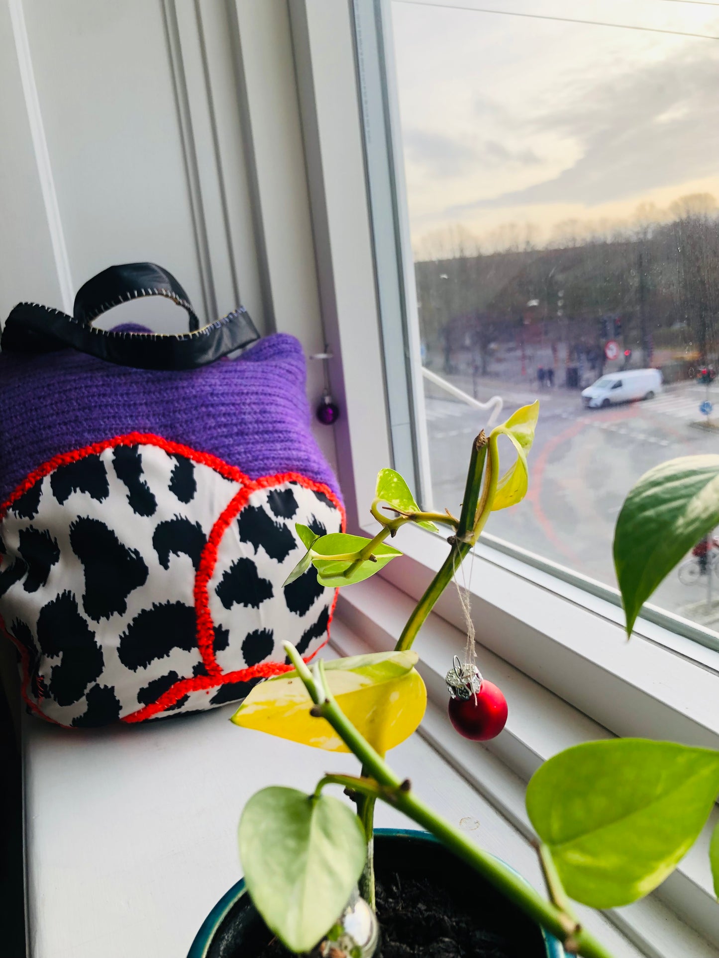 Bag 手縫いのバッグ　布製　トートバッグ　スローファッション　ハンドメイド　2353