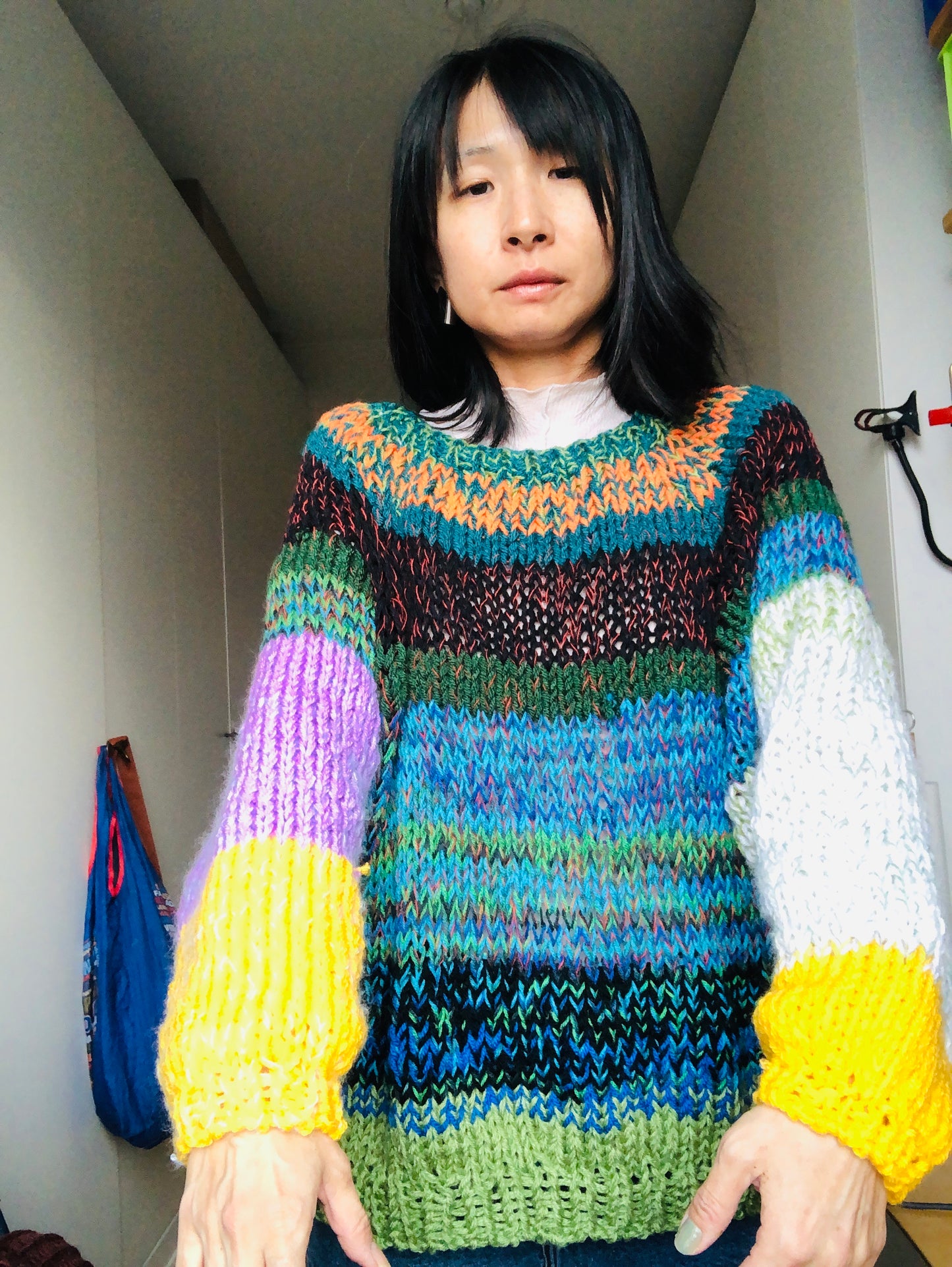 セーター　手編み　スローファッション　ファンシーヤーン　oneofakind  　2355