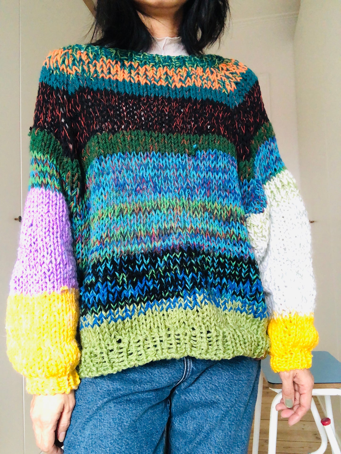 セーター　手編み　スローファッション　ファンシーヤーン　oneofakind  　2355