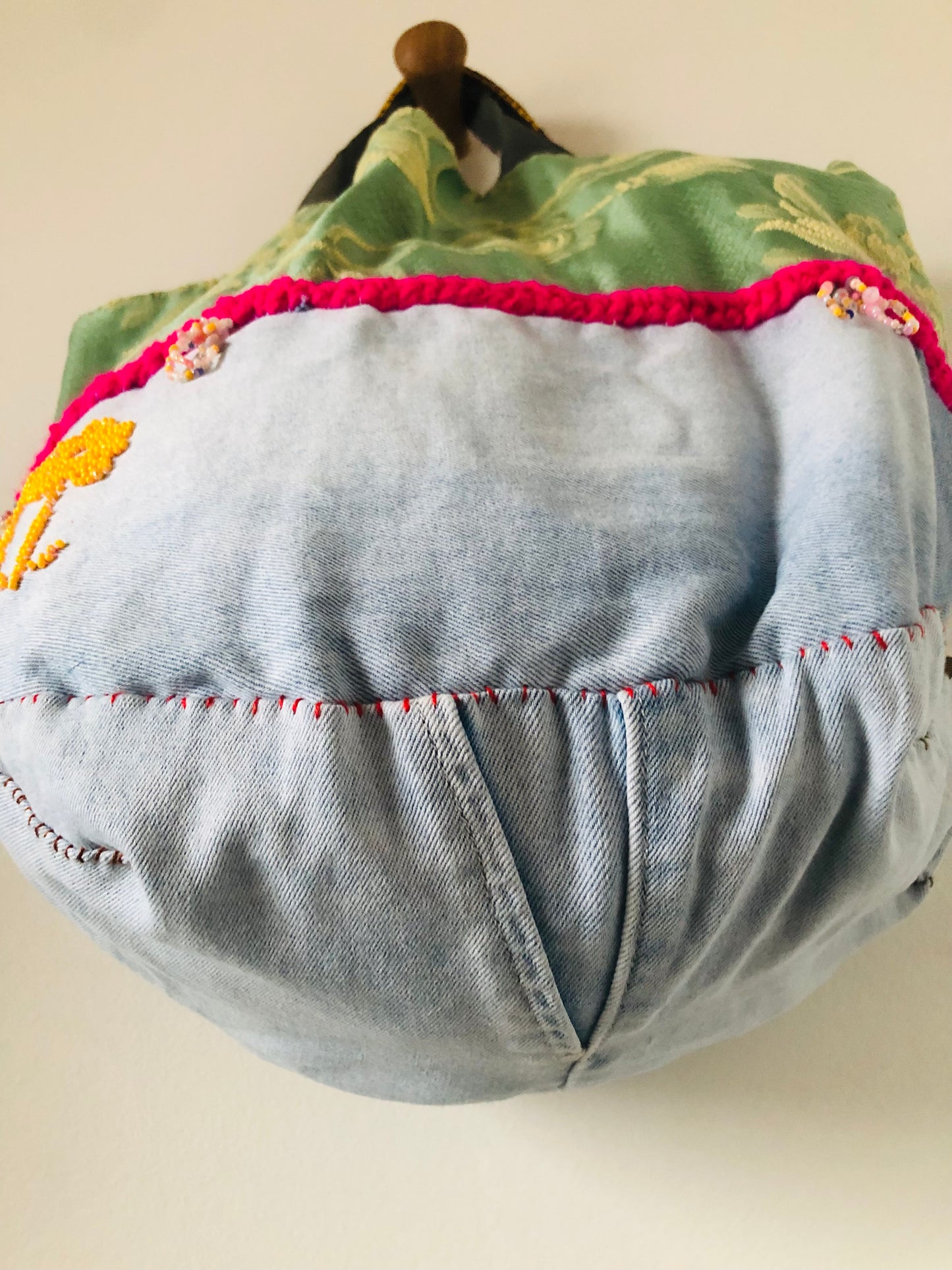 Bag 手縫いのバッグ　布製　トートバッグ　スローファッション　ハンドメイド　2356