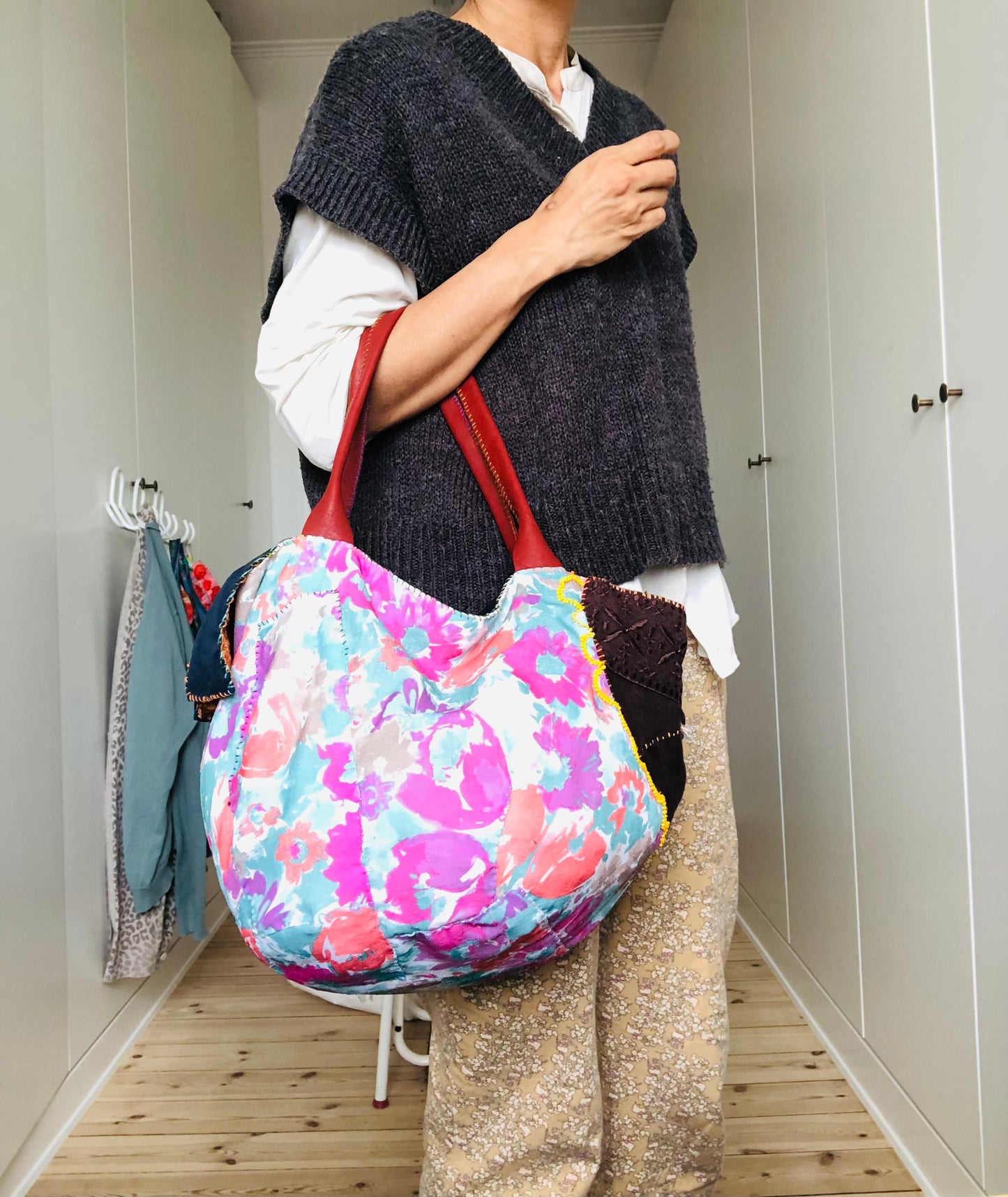 Bag Hand-sewn bag Fabric Slow fashion Handmade 2025