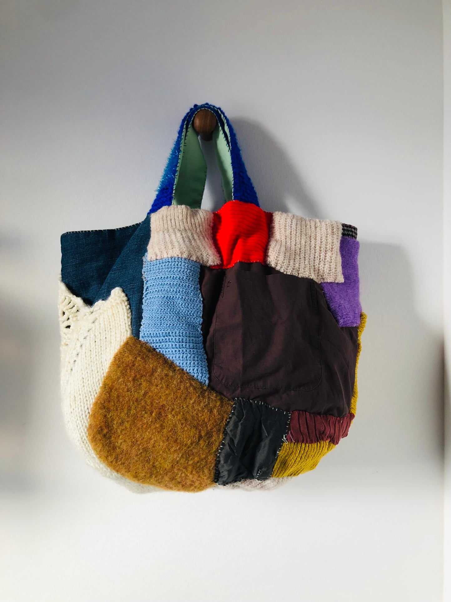 Bag 手縫いのバッグ　布製　トートバッグ　スローファッション　ハンドメイド　2363