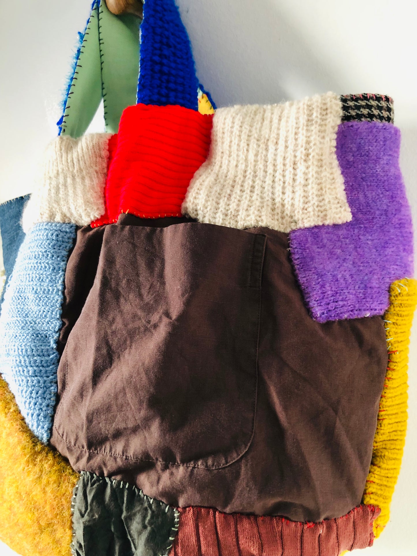 Bag 手縫いのバッグ　布製　トートバッグ　スローファッション　ハンドメイド　2363