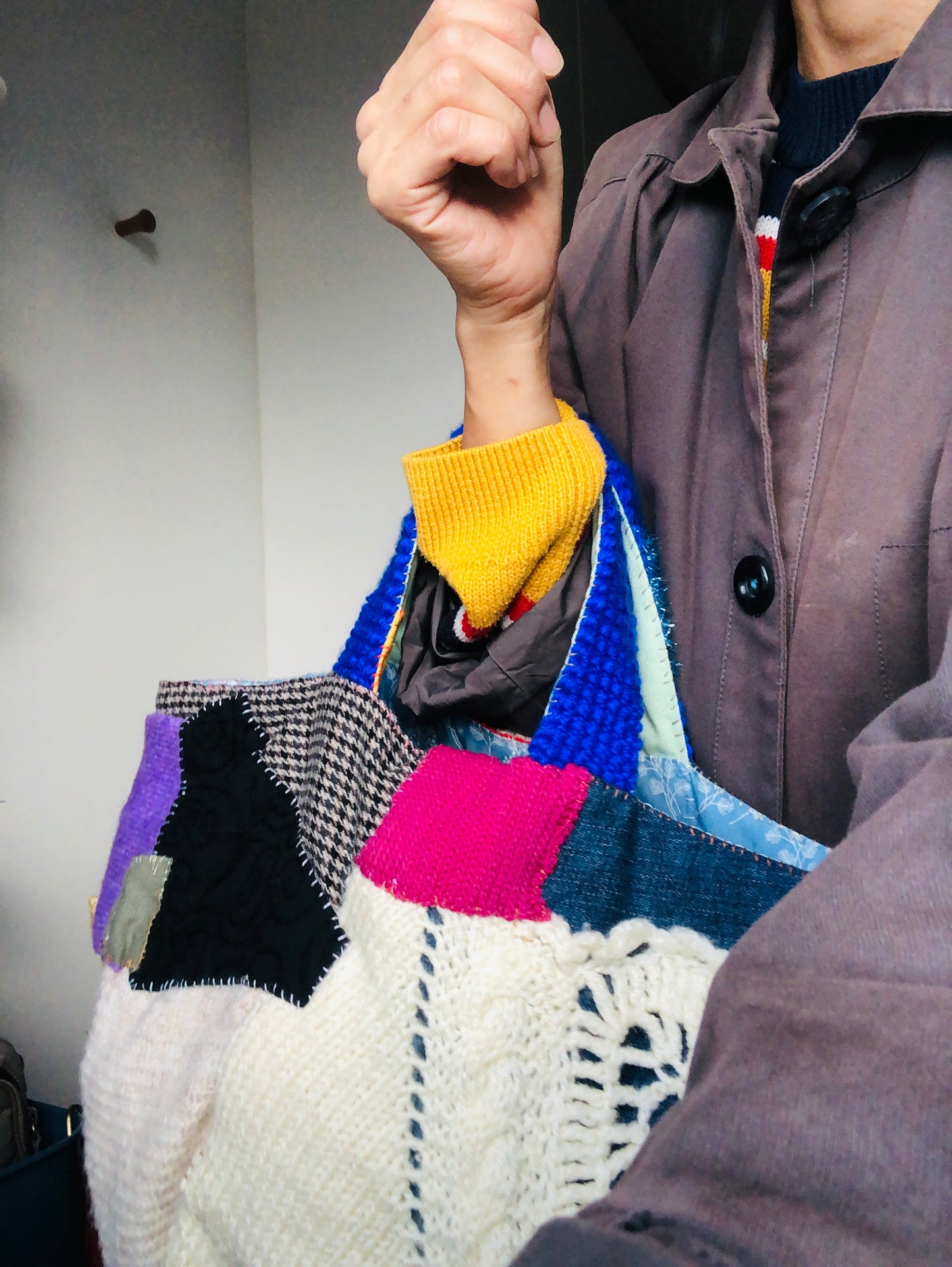 Bag 手縫いのバッグ　布製　トートバッグ　スローファッション　ハンドメイド　2363