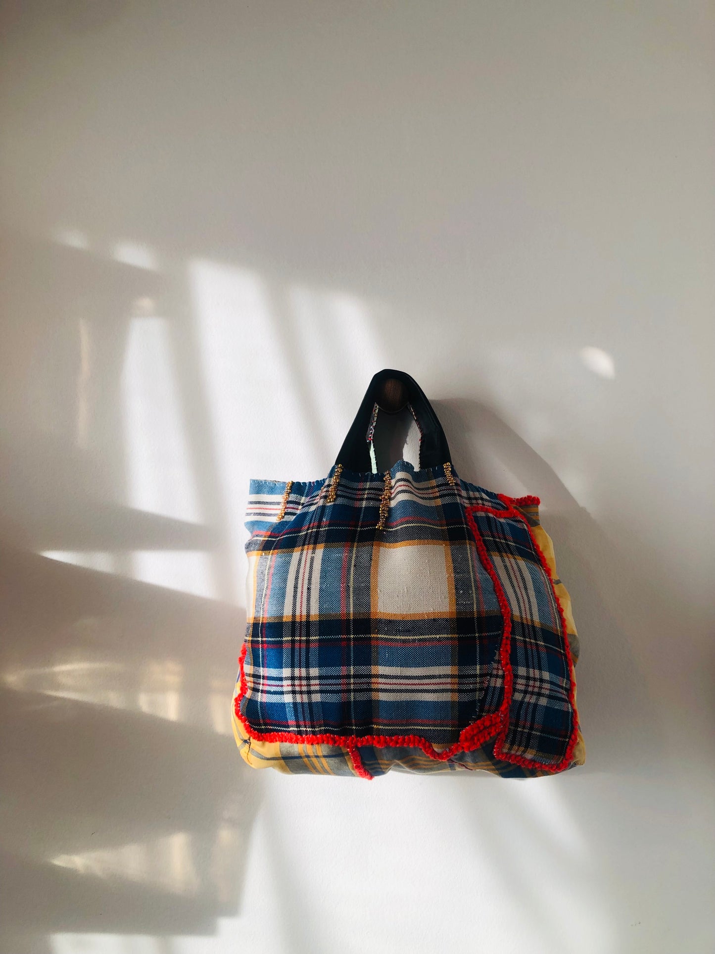 Bag 手縫いのバッグ　布製　トートバッグ　スローファッション　ハンドメイド　2366