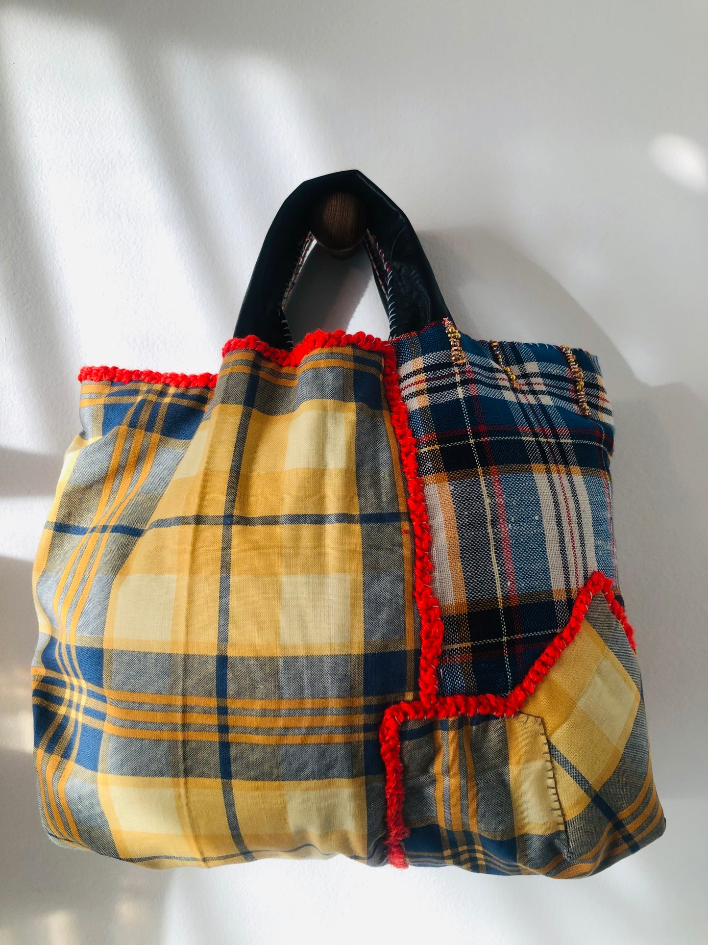 Bag 手縫いのバッグ　布製　トートバッグ　スローファッション　ハンドメイド　2366