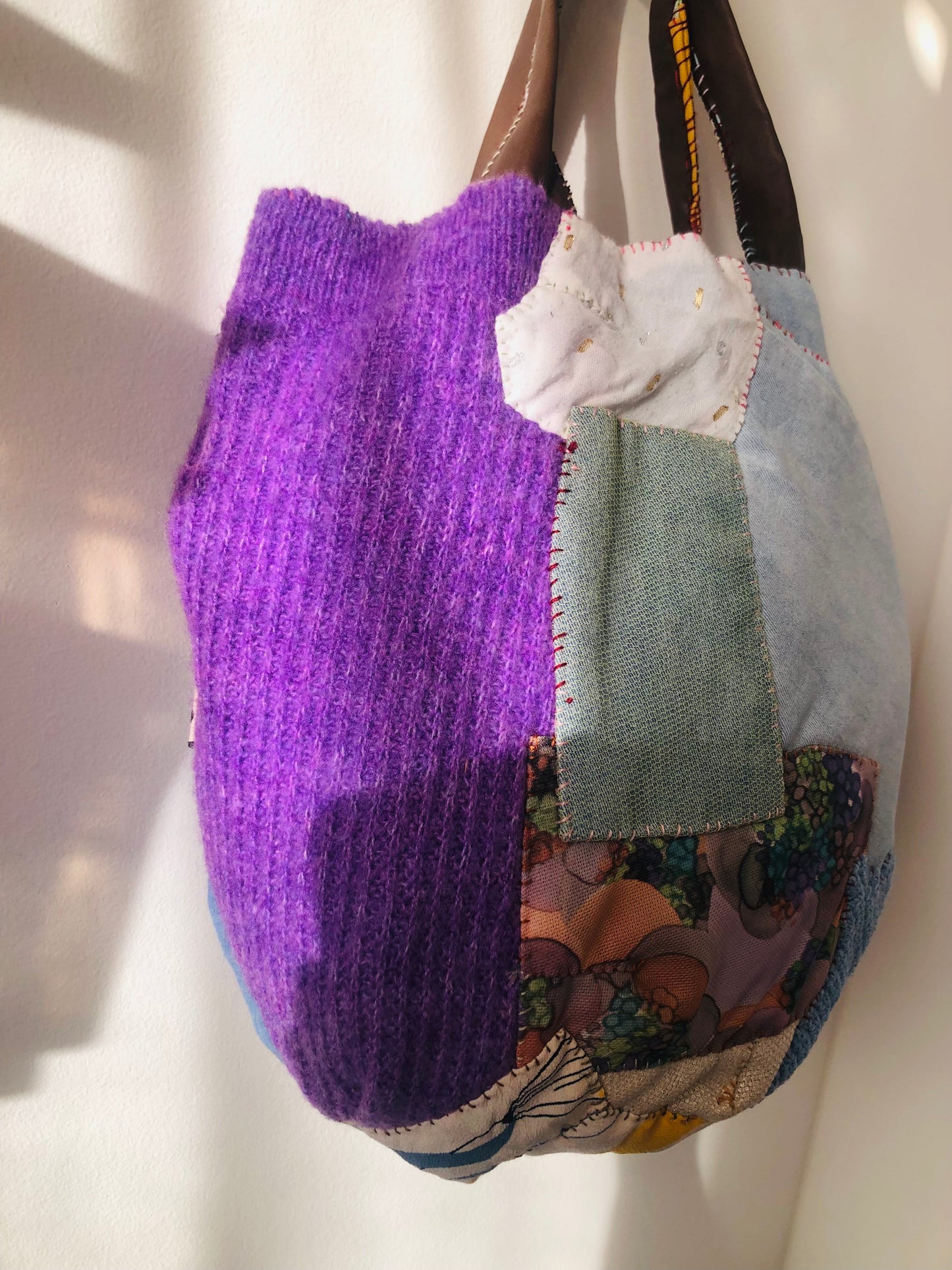 Bag 手縫いのバッグ　布製　トートバッグ　スローファッション　ハンドメイド　2365