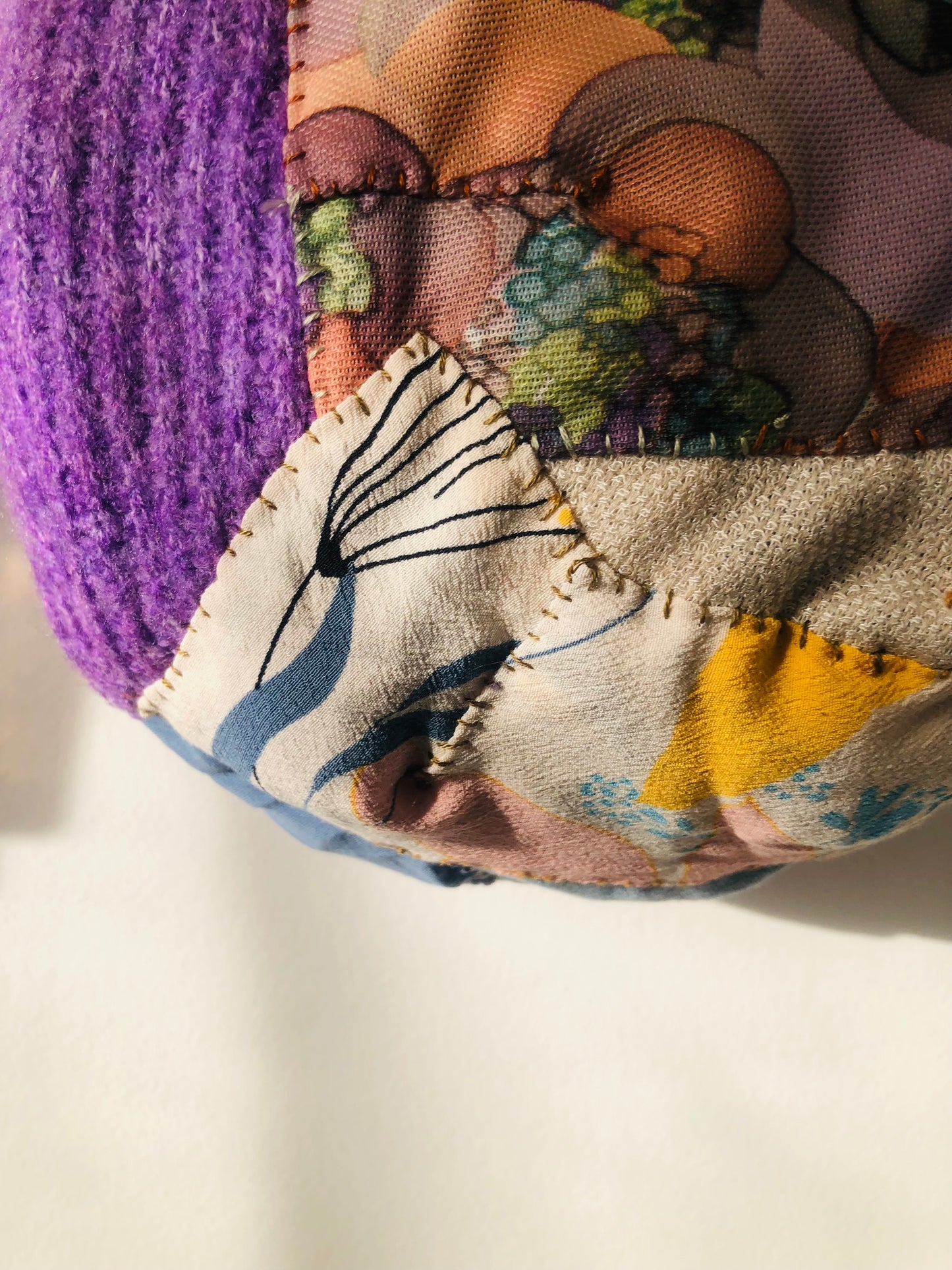 Bag 手縫いのバッグ　布製　トートバッグ　スローファッション　ハンドメイド　2365