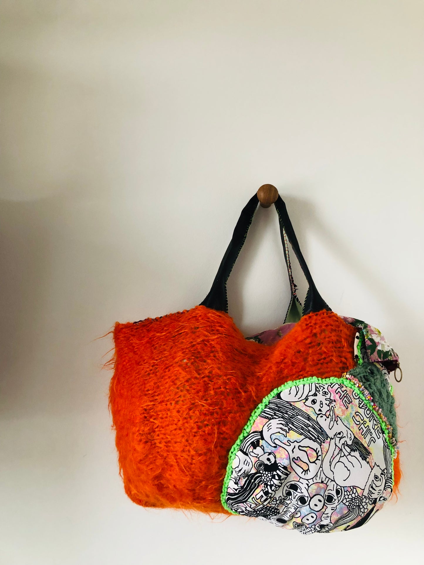 Bag 手縫いのバッグ　布製　トートバッグ　スローファッション　ハンドメイド　2371