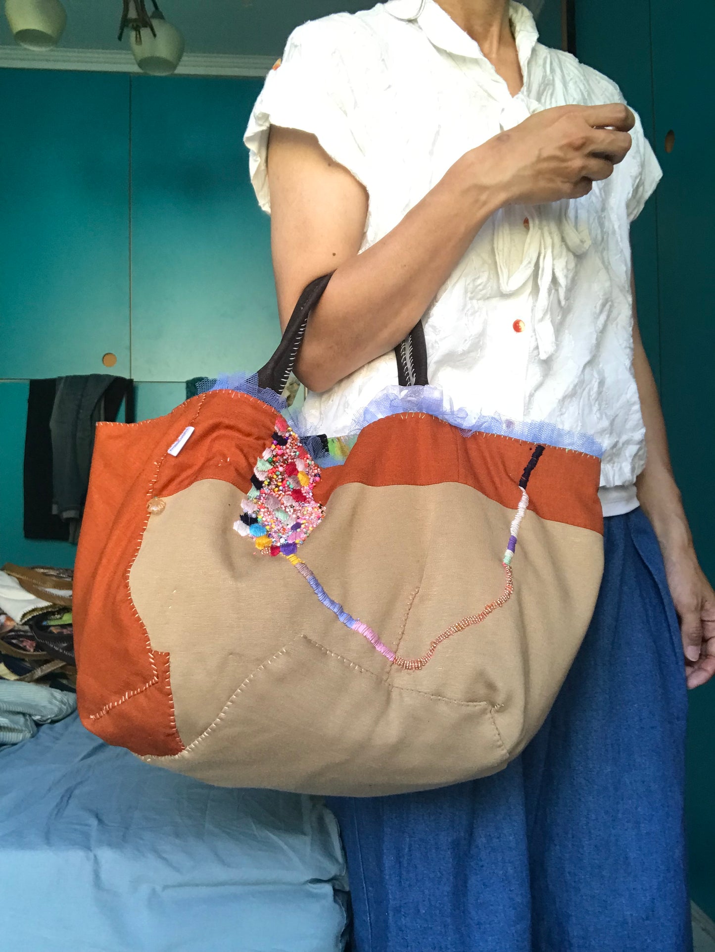 Bag  手縫のバッグ　布製　本革　持ち手　ハンドメイド　1559