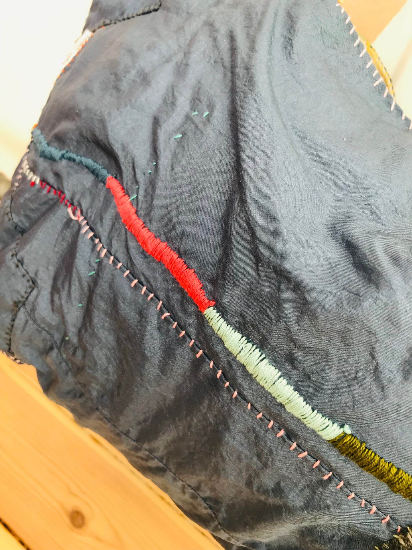 Bag   手縫いのバッグ　  布製　本革持ち手　スローファッション　ハンドメイド　1710