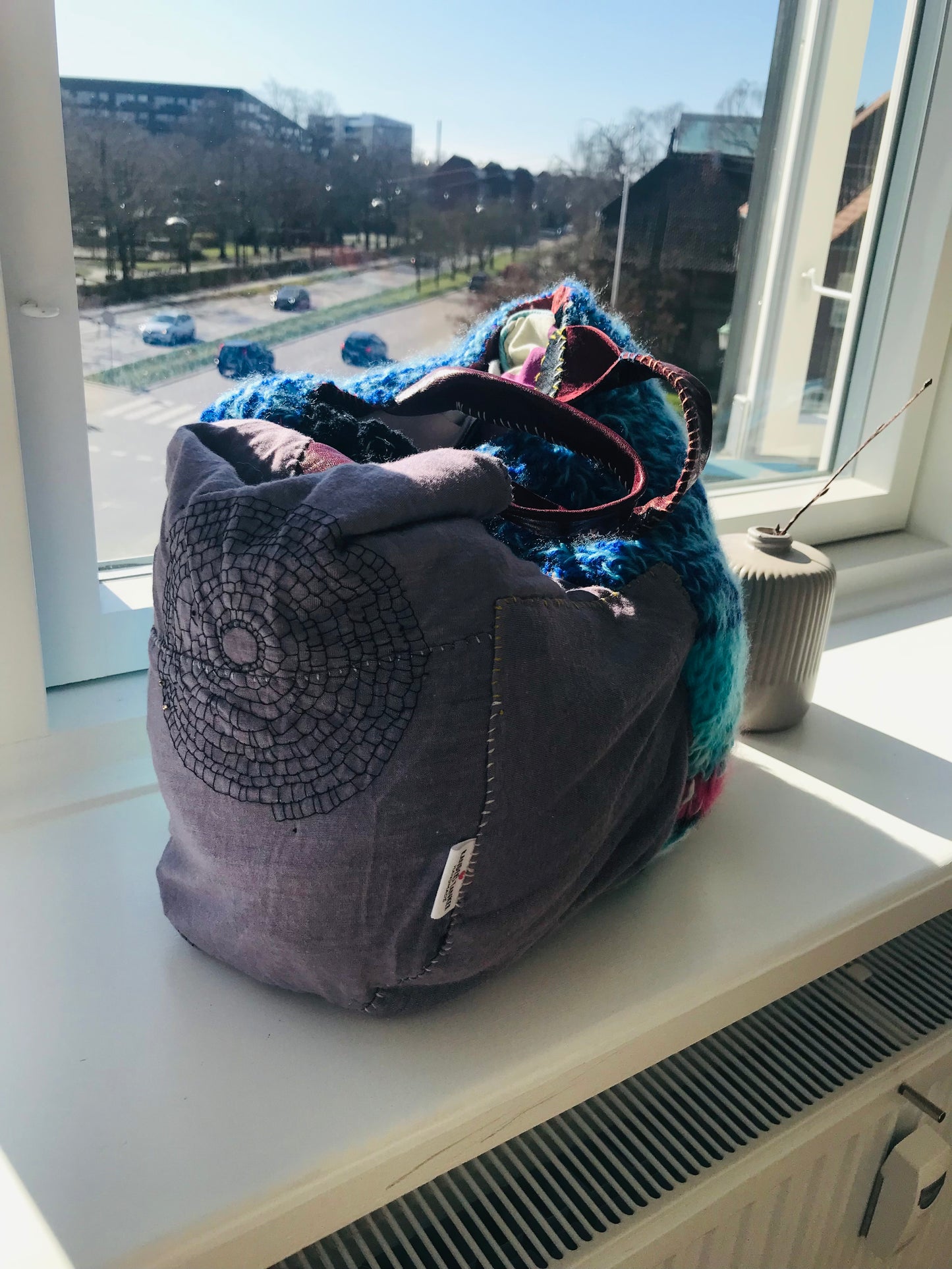 Taske håndsyet taske stof ægte læder håndtag slow fashion håndlavet 1696 