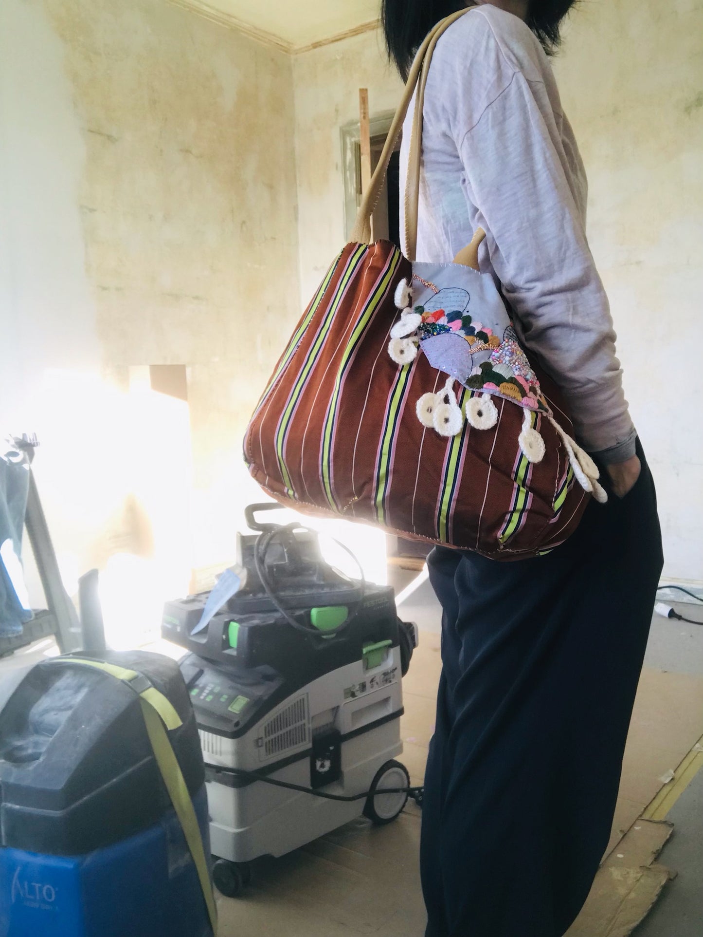 Taske håndsyet taske stof ægte læder håndtag slow fashion håndlavet 1694 