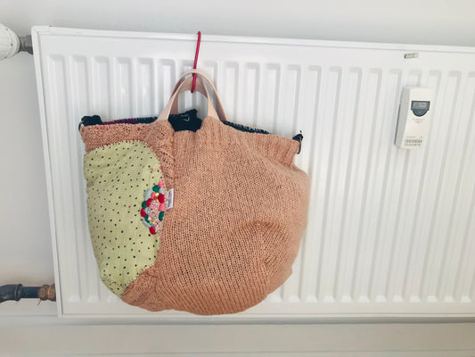 Taske håndsyet taske stof ægte læder håndtag slow fashion håndlavet 1699 