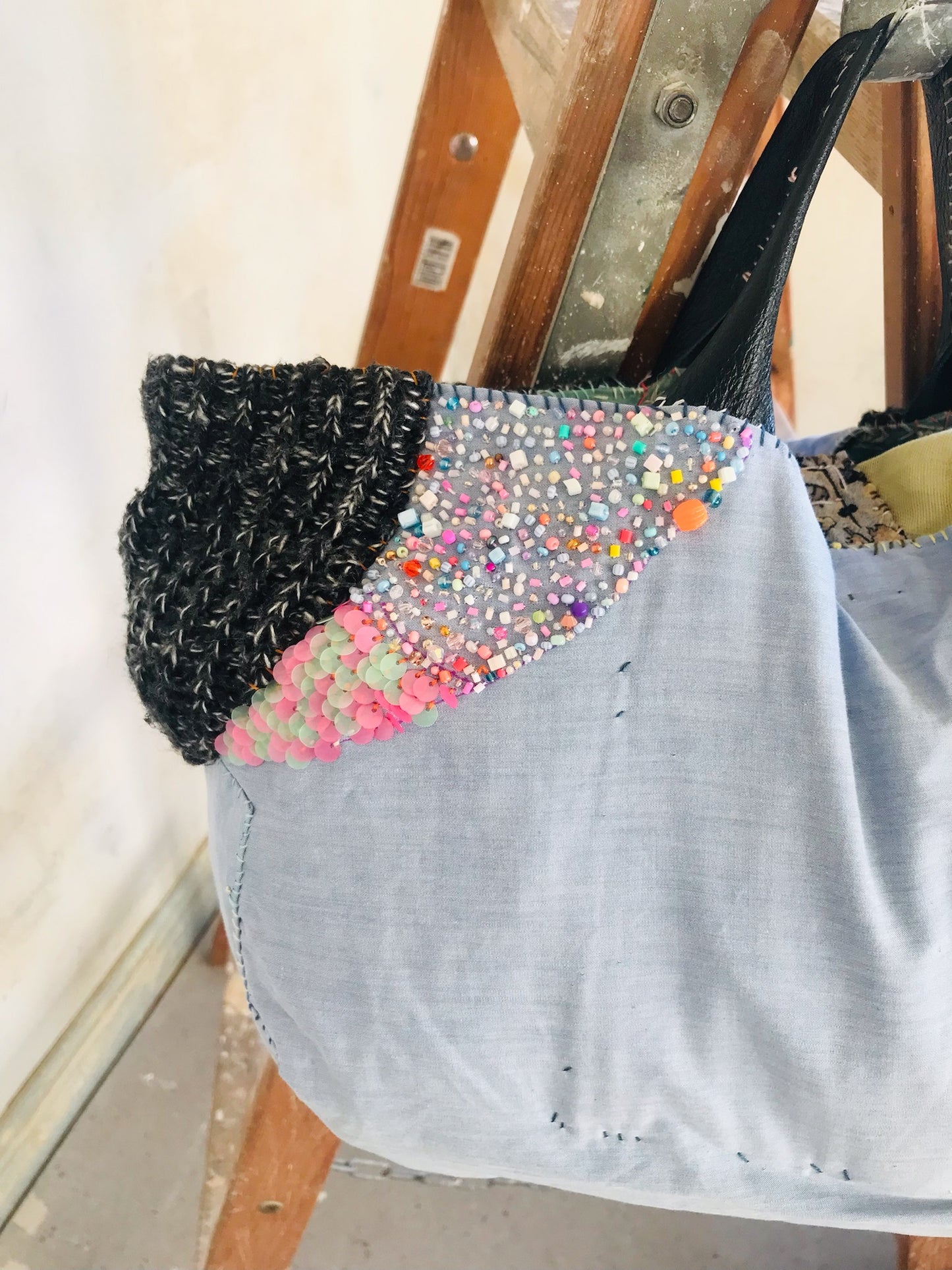 Bag   手縫いのバッグ　  布製　本革持ち手　スローファッション　ハンドメイド　1663