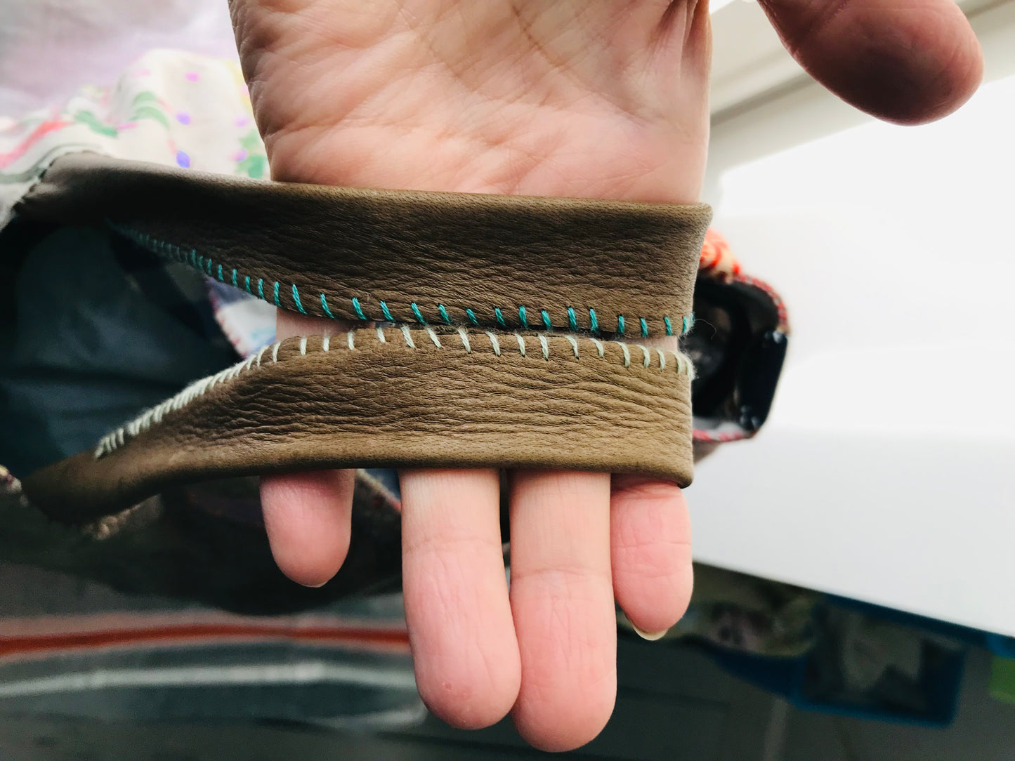 Taske håndsyet taske stof ægte læder håndtag håndlavet 1630 