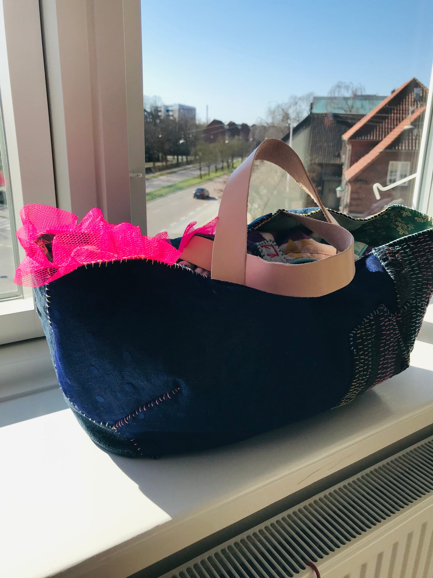 Taske håndsyet taske stof ægte læder håndtag slow fashion håndlavet 1697