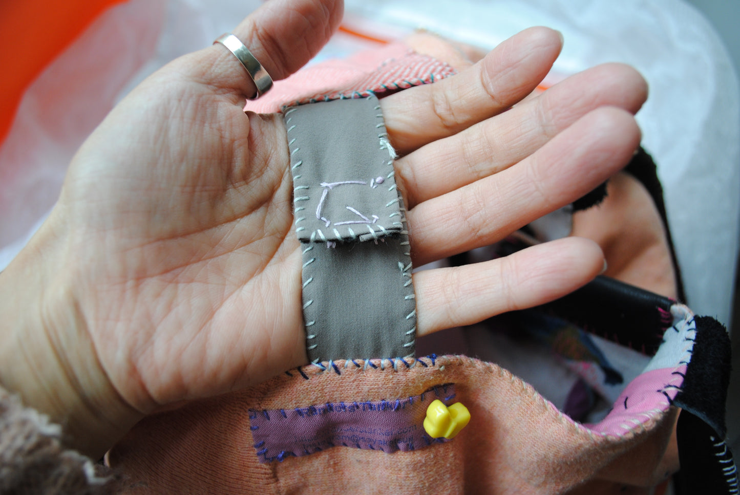 Taske håndsyet taske stof ægte læder håndtag håndlavet 1613