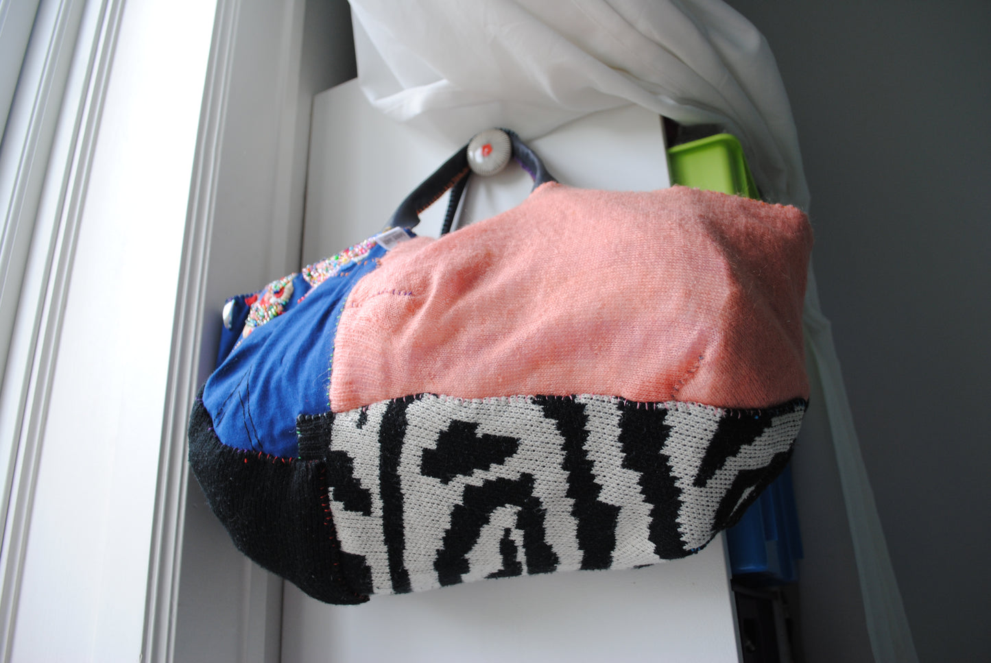 Bag 1531 hand sewn bag fabric genuine leather handle handmade beads embroidery mohair pink blue