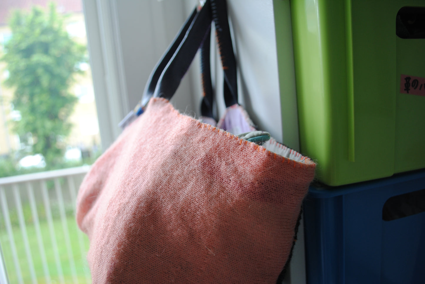 Bag 1531 hand sewn bag fabric genuine leather handle handmade beads embroidery mohair pink blue