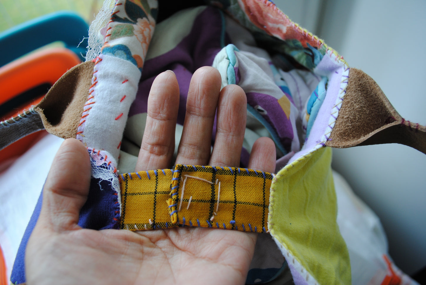 Bag  手縫のバッグ　布製　本革　持ち手　ハンドメイド　1533