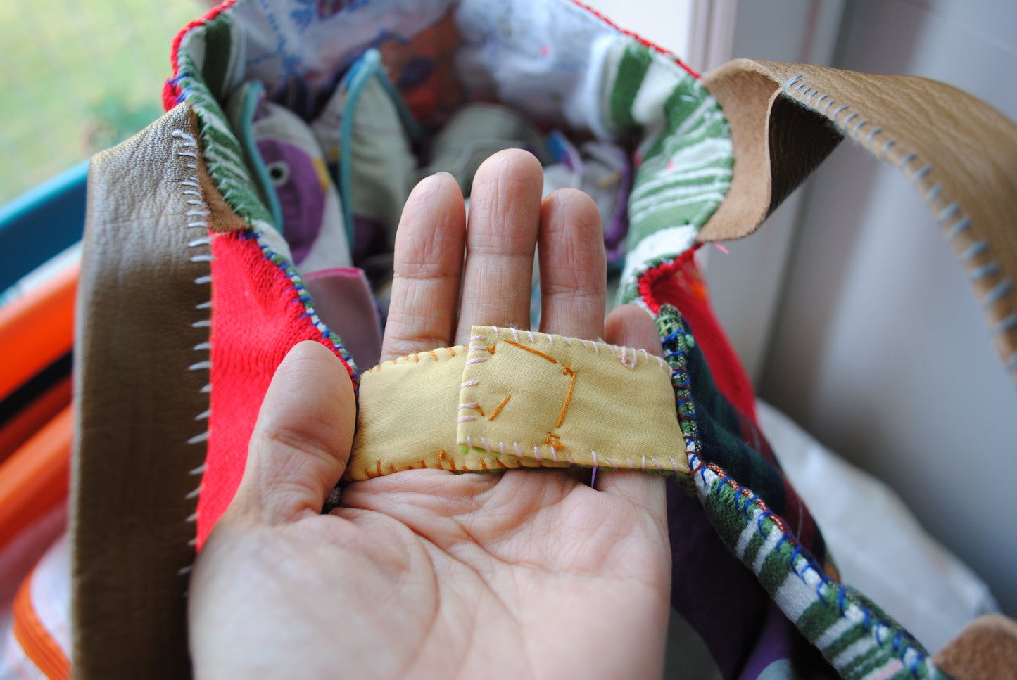 Bag  手縫のバッグ　布製　本革　持ち手　ハンドメイド　1518