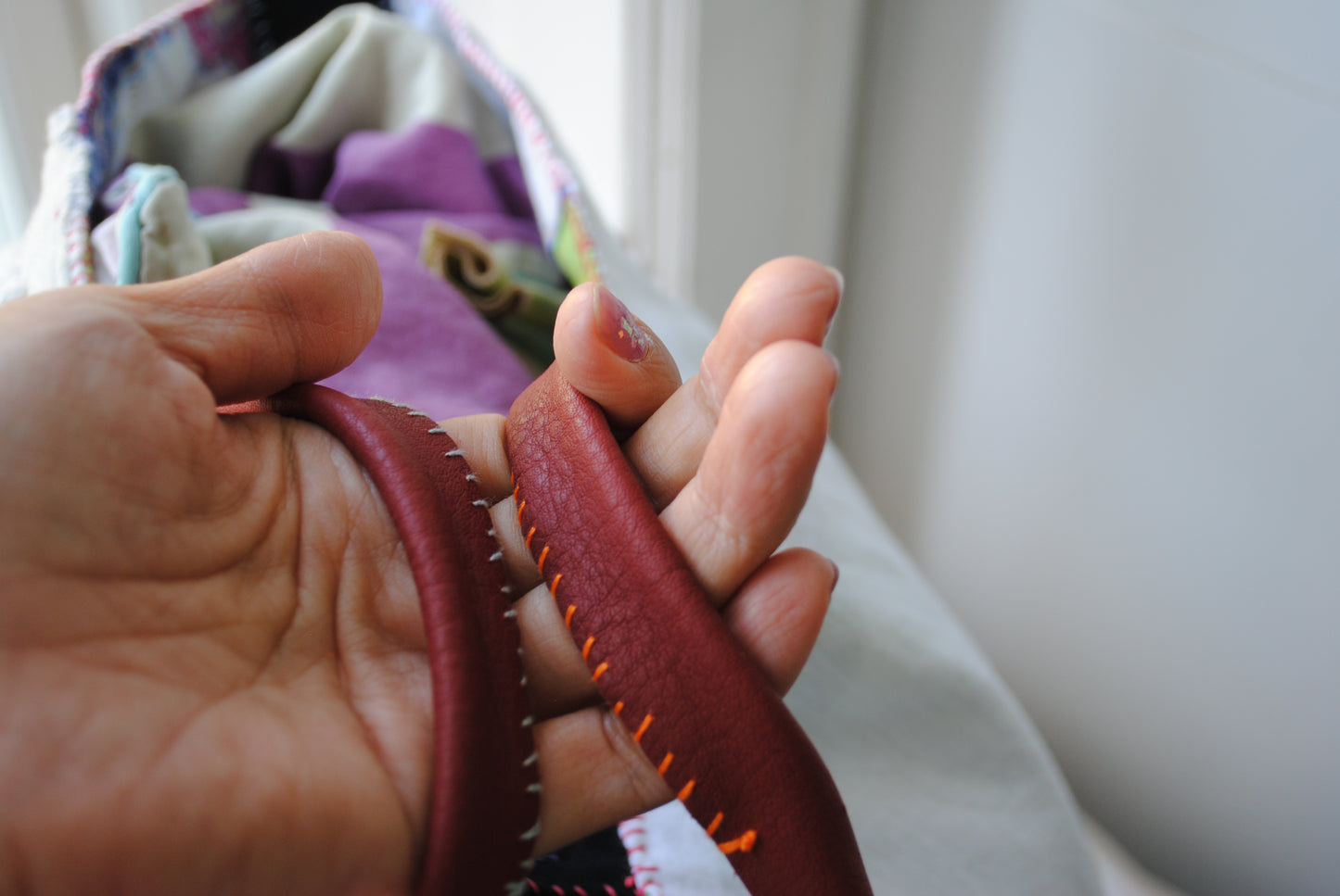 Bag  手縫のバッグ　布製　本革　持ち手　ハンドメイド　1567