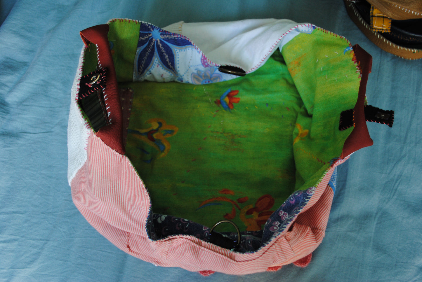 Bag  手縫のバッグ　布製　本革　持ち手　ハンドメイド　1567