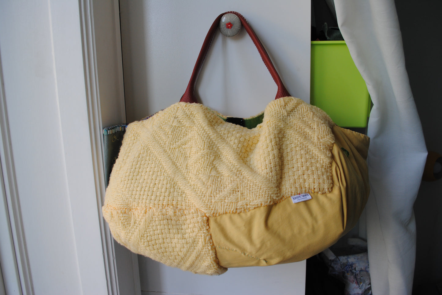 Bag  手縫のバッグ　布製　本革　持ち手　ハンドメイド　1566、