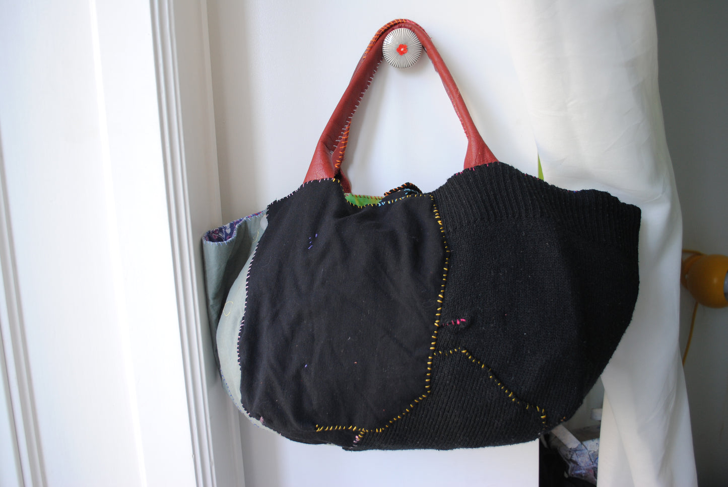 Bag  手縫のバッグ　布製　本革　持ち手　ハンドメイド　1569、