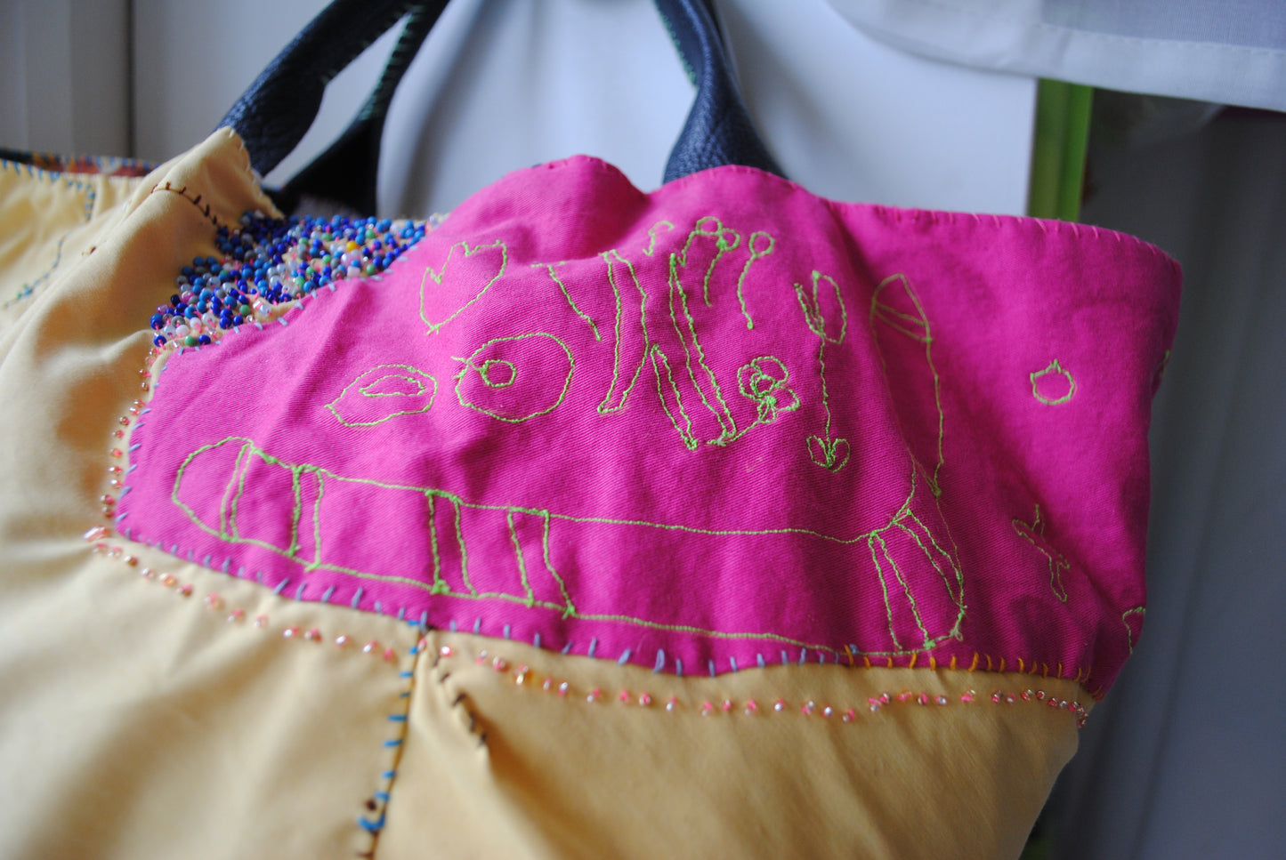 Bag 1490 手縫のバッグ　布製　本革　持ち手　ハンドメイド　