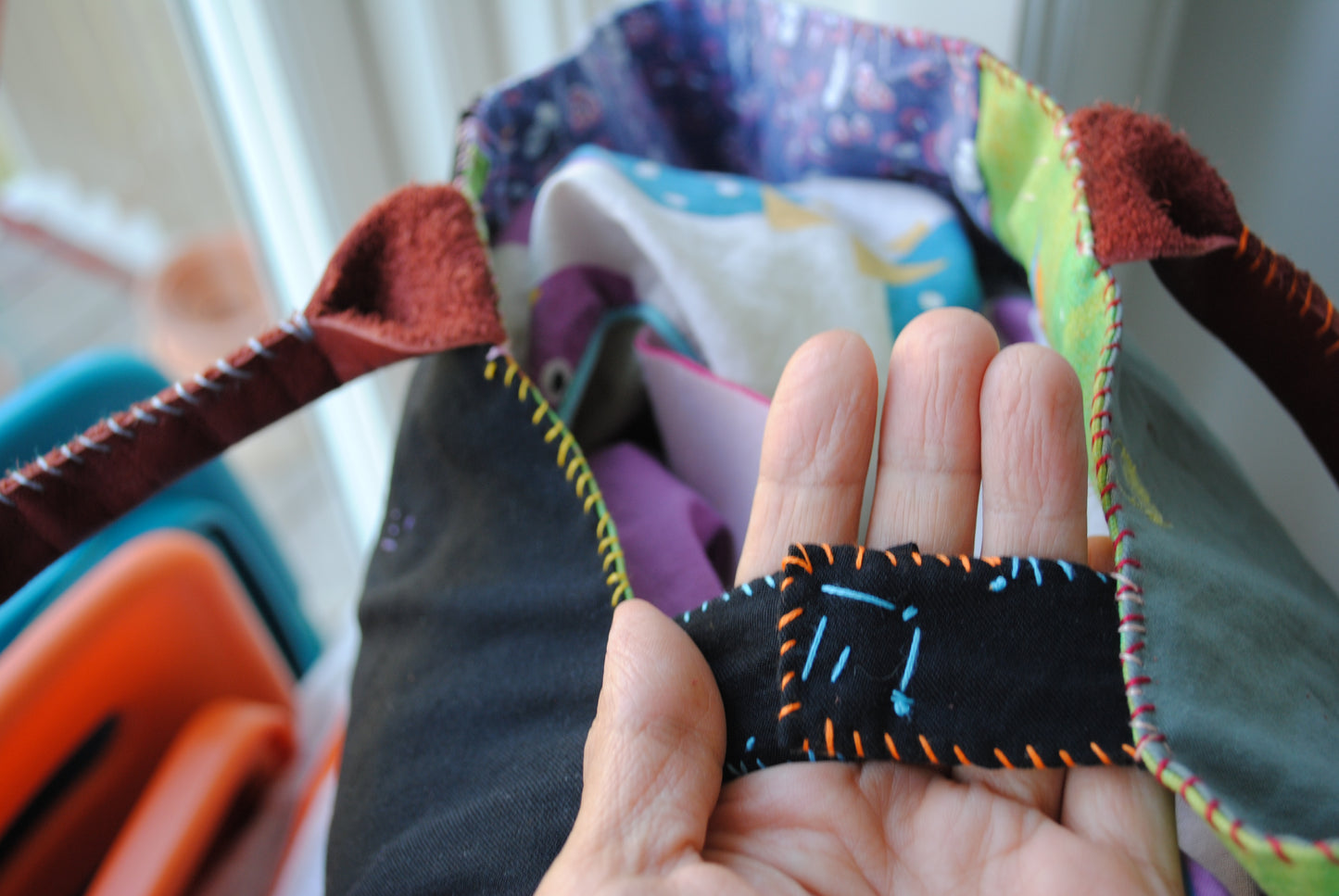 Bag  手縫のバッグ　布製　本革　持ち手　ハンドメイド　1569、