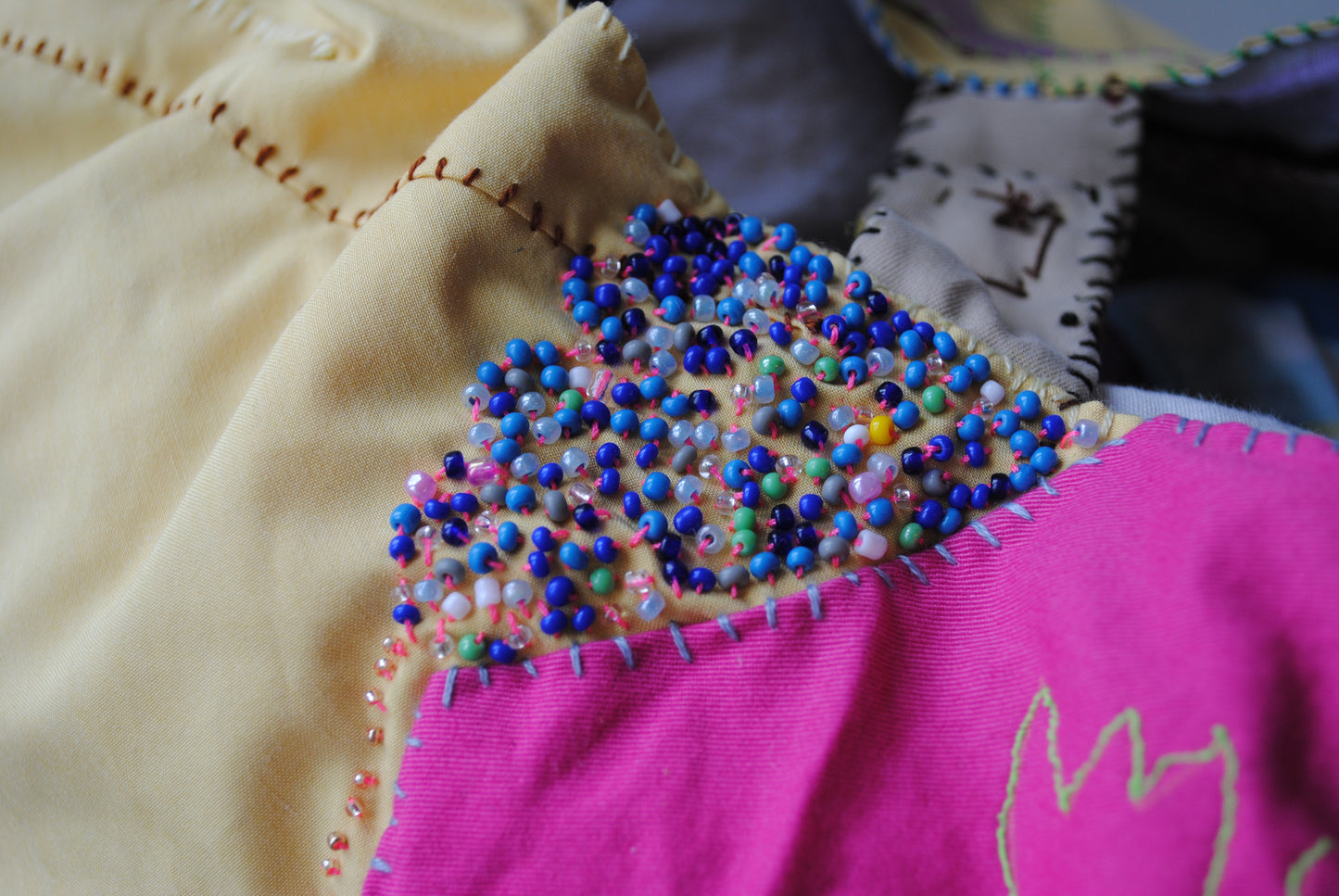 Bag 1490 手縫のバッグ　布製　本革　持ち手　ハンドメイド　