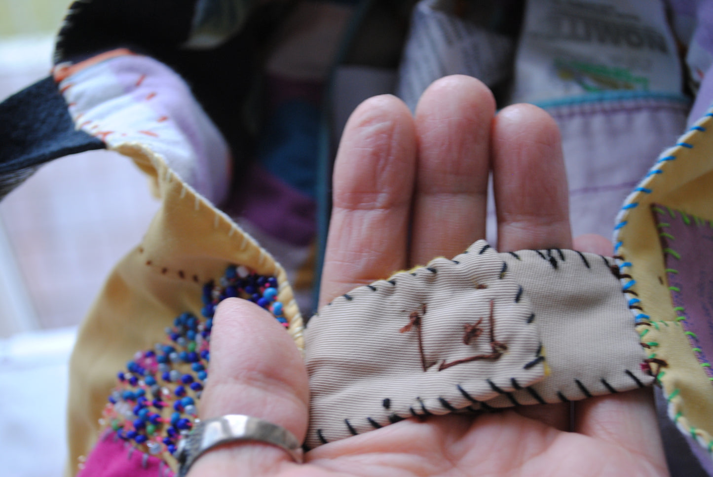 Bag 1490 手縫のバッグ　布製　本革　持ち手　ハンドメイド　