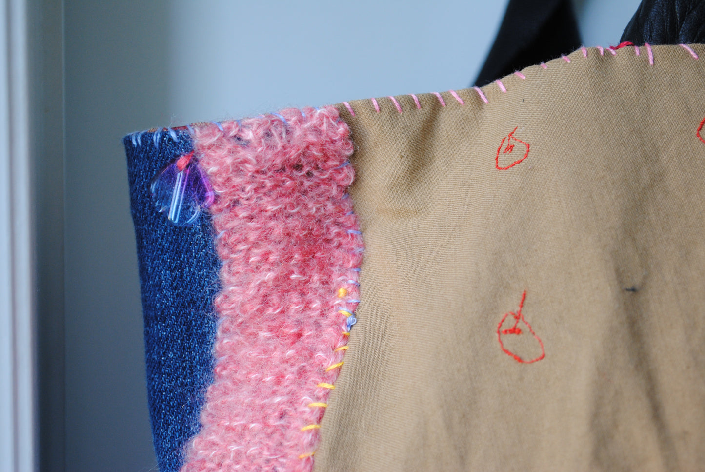 Bag  手縫のバッグ　布製　本革　持ち手　ハンドメイド　1568、