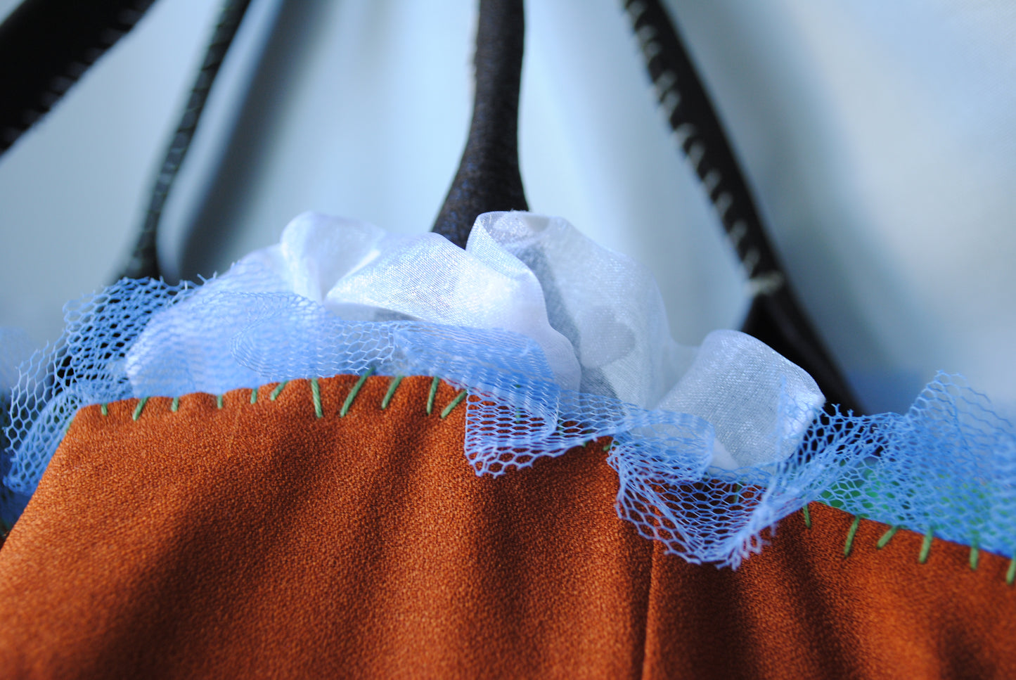 Bag  手縫のバッグ　布製　本革　持ち手　ハンドメイド　1559