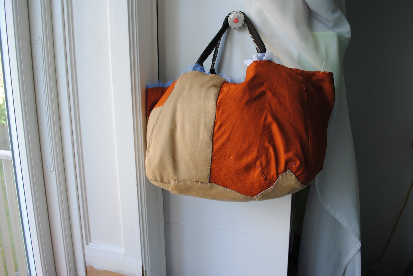 Bag  手縫のバッグ　布製　本革　持ち手　ハンドメイド　1559