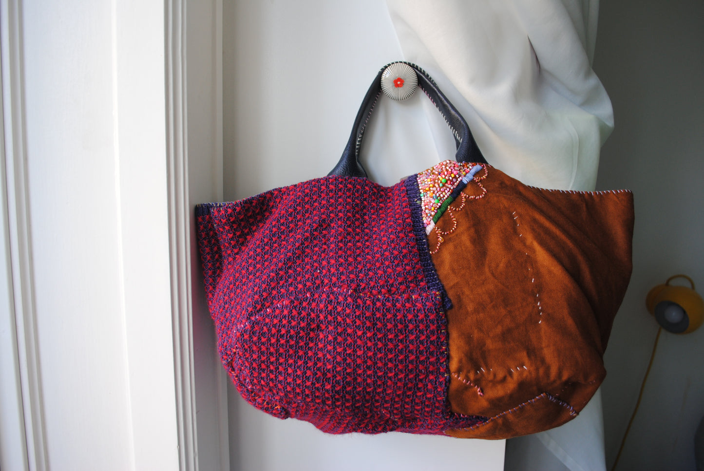 Bag  手縫のバッグ　布製　本革　持ち手　ハンドメイド　1557