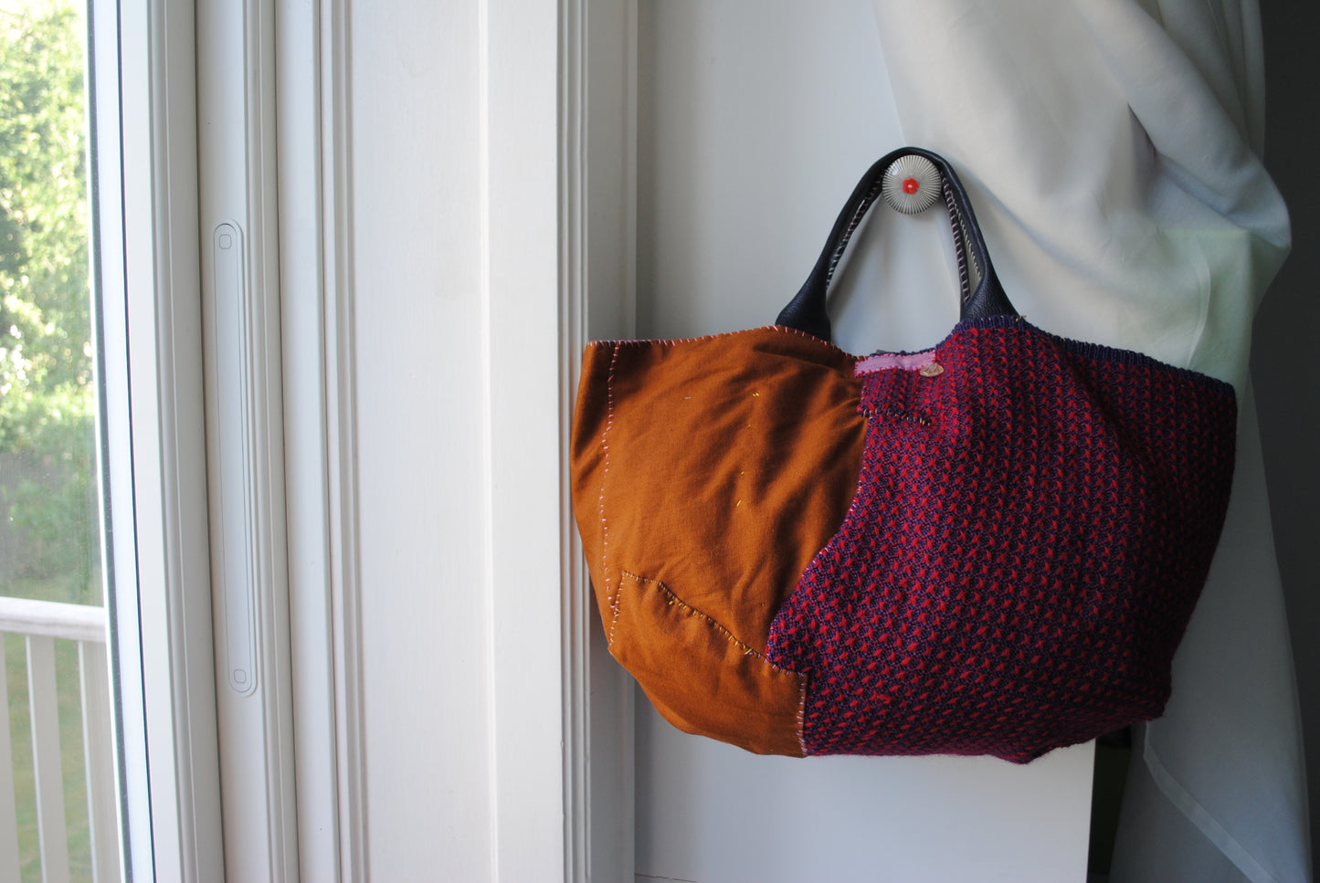 Bag  手縫のバッグ　布製　本革　持ち手　ハンドメイド　1557