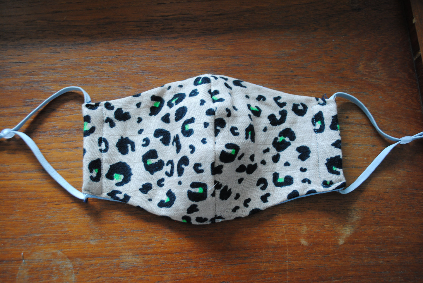 夏マスク　マスク　繰り返し使える　大人マスク　モスリンガーゼ100％　男女兼用　蒸れにくい　保湿　花粉症　【送料無料】手縫い　14-1