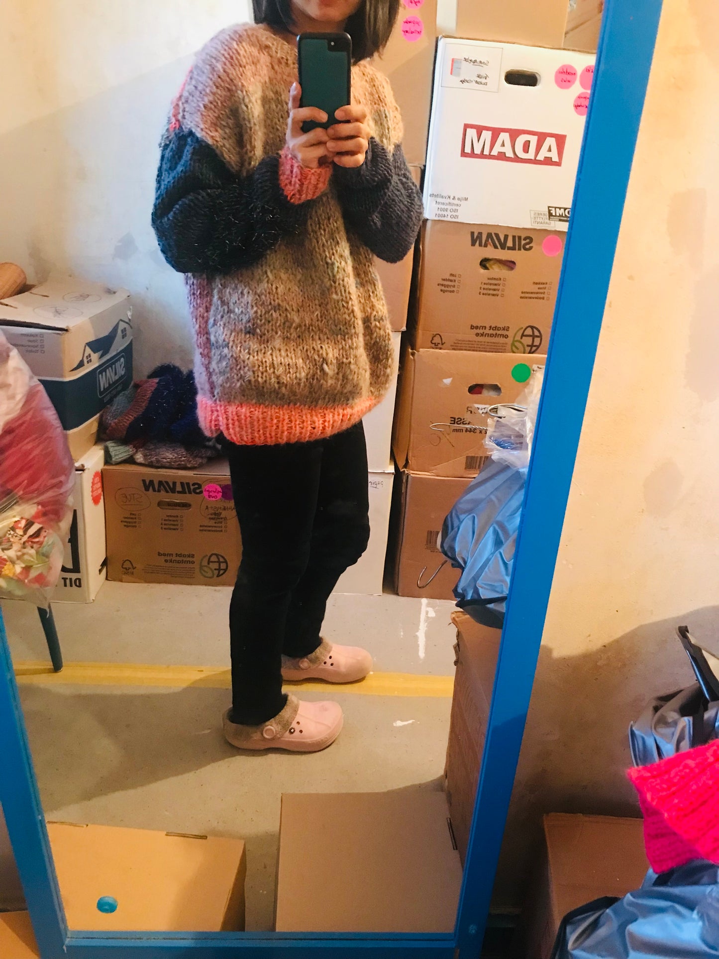 Sweater håndstrikket blandet garn vinter groft oversized slow fashion 1692